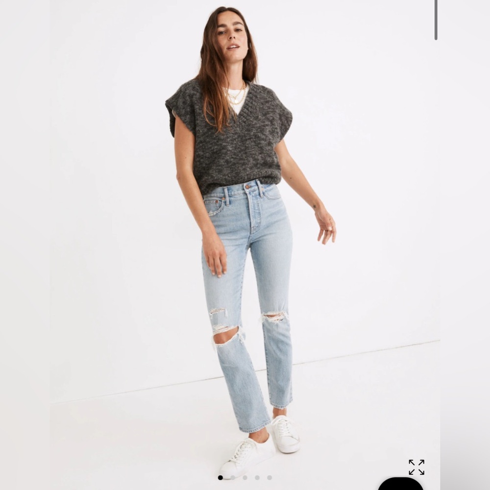 BNWT Madewell Perfect Vintage Jean in Grandbay Wash: Destructed Edition